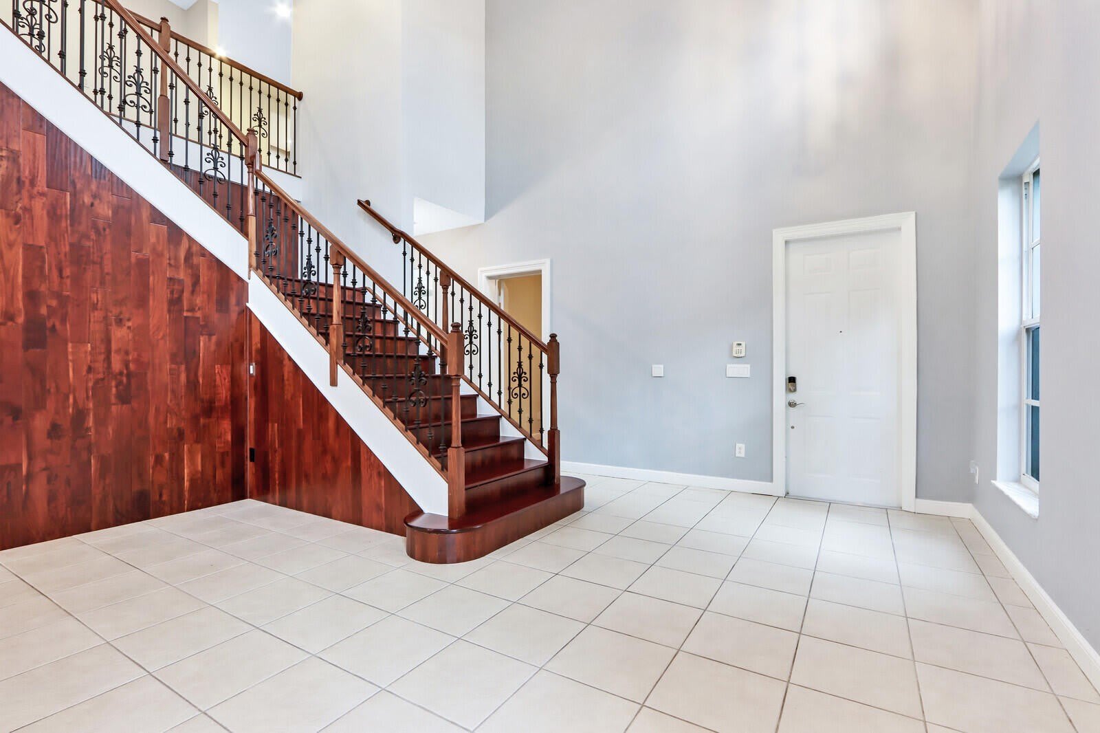 1904 Flower Drive – photo 4