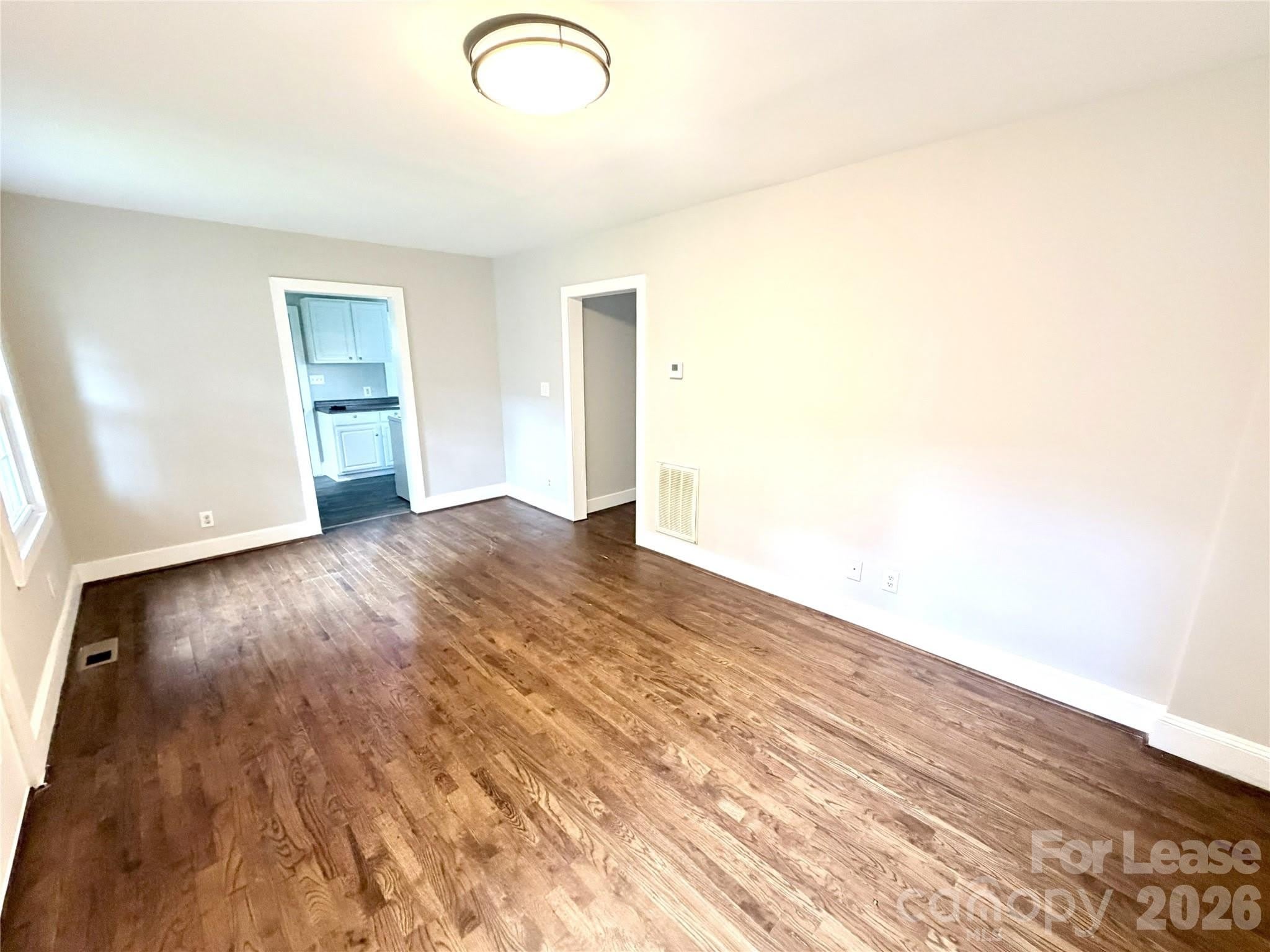 1615 Bancroft Street – photo 4
