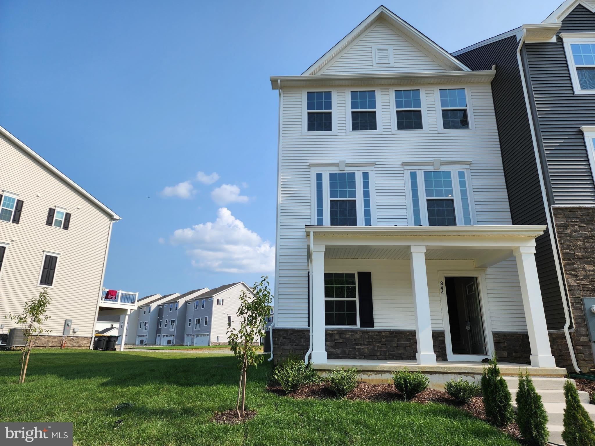 844 New Castle Landing Drive – photo 4