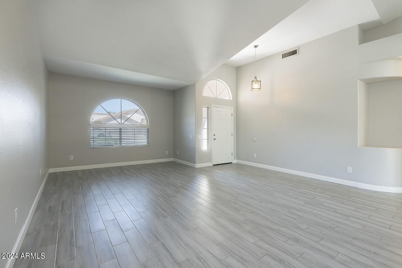 762 N BOULDER Street – photo 2