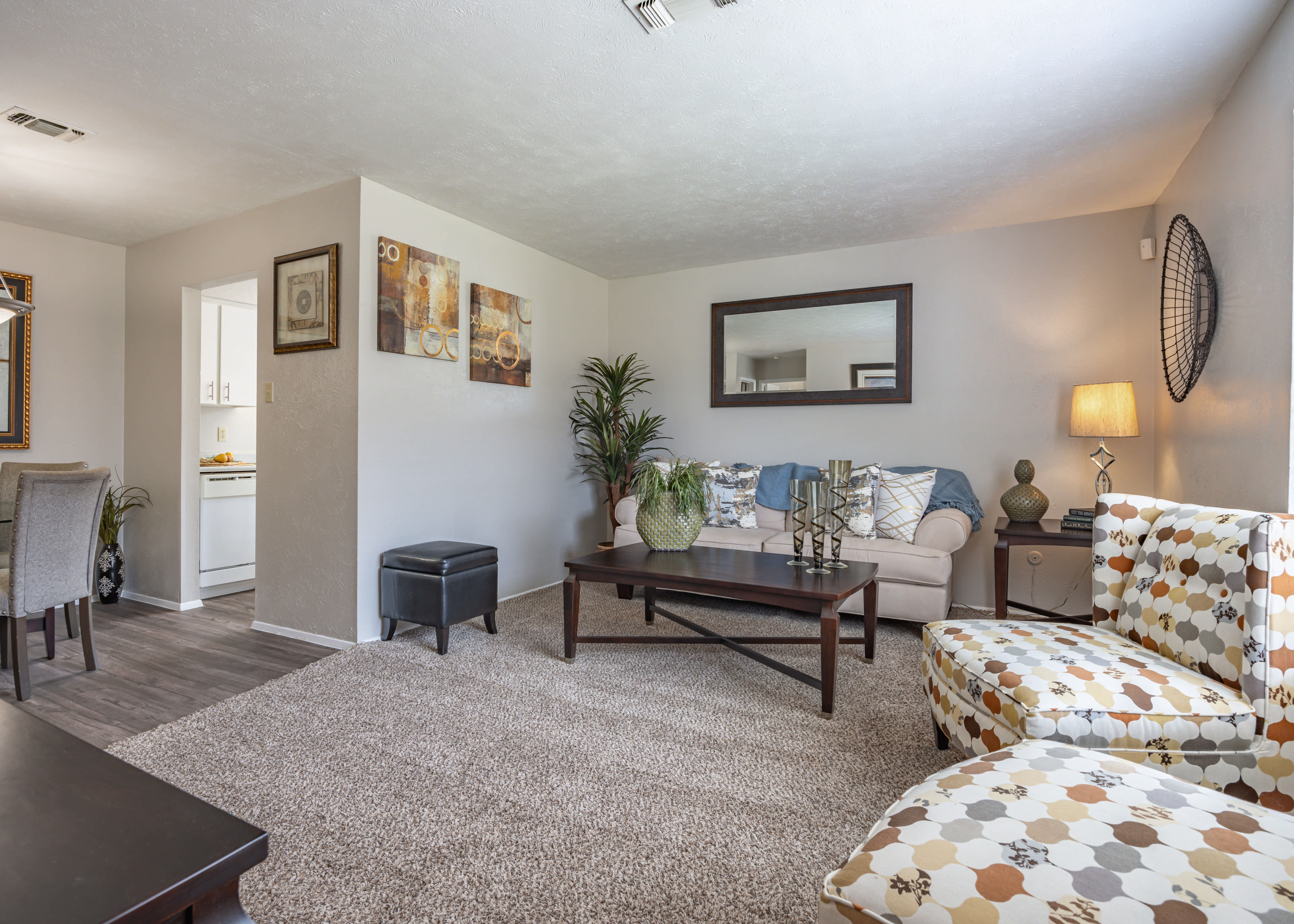 Willow Oaks Apartments – photo 2