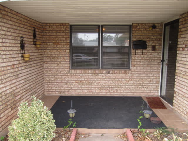 4029 N Nicklas Ave – photo 2