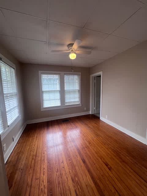 2233 Long St – photo 4