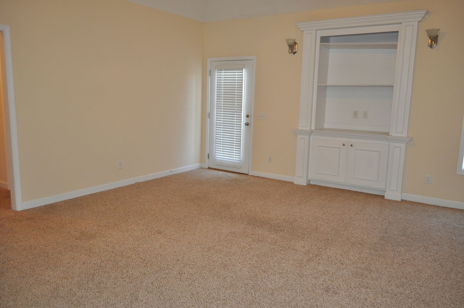 Available August 3rd – 2 Bedroom Duplex at The Hammocks! – photo 5