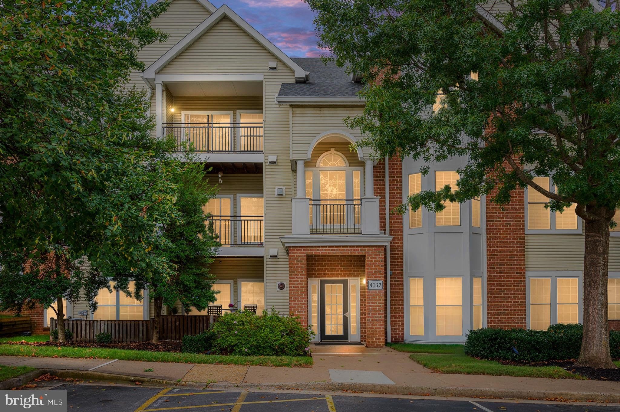 4137 FOUNTAINSIDE Lane – photo 1