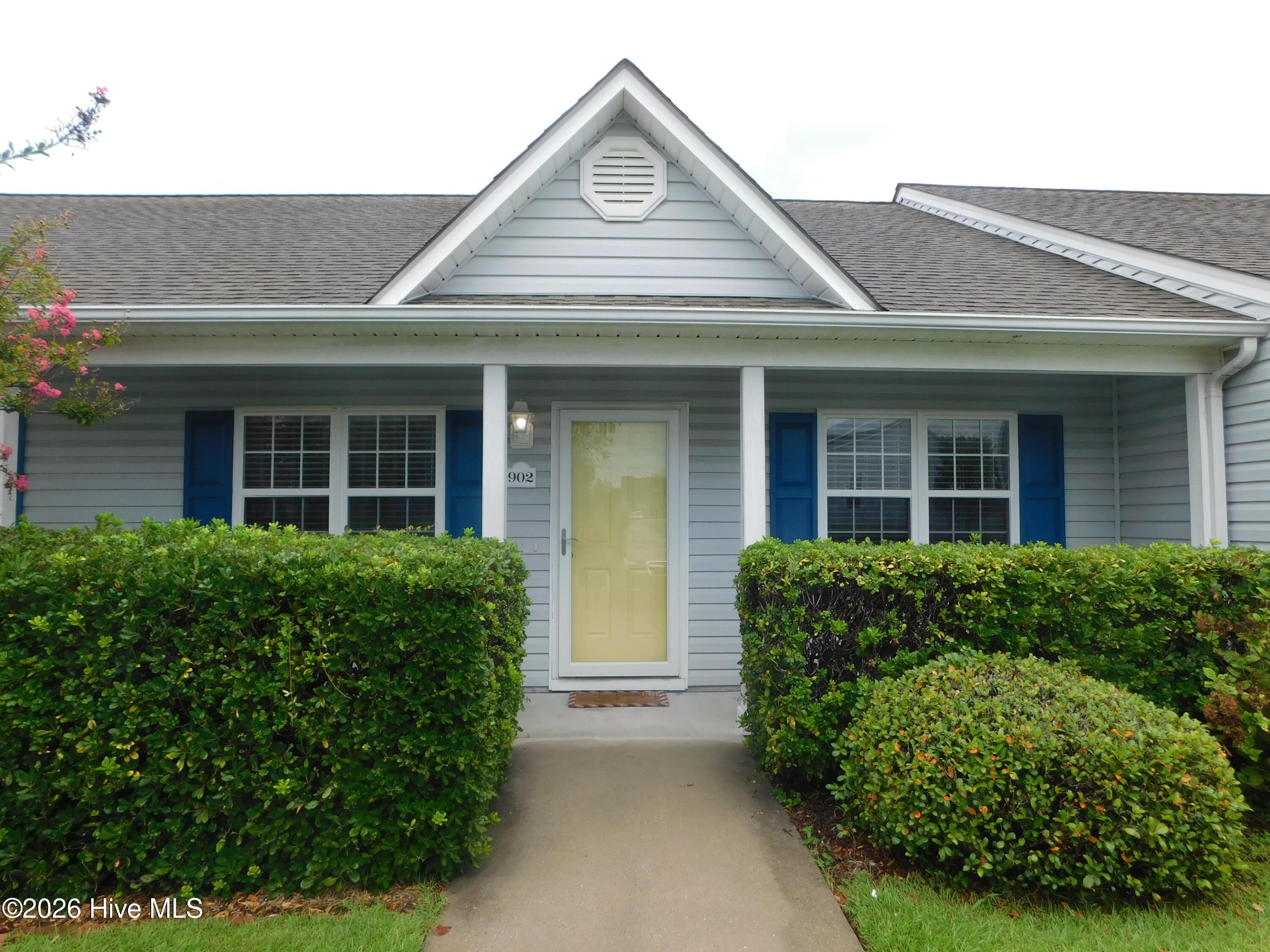 902 Courtyard E – photo 1