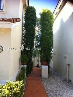 818 Garnet Cir – photo 3