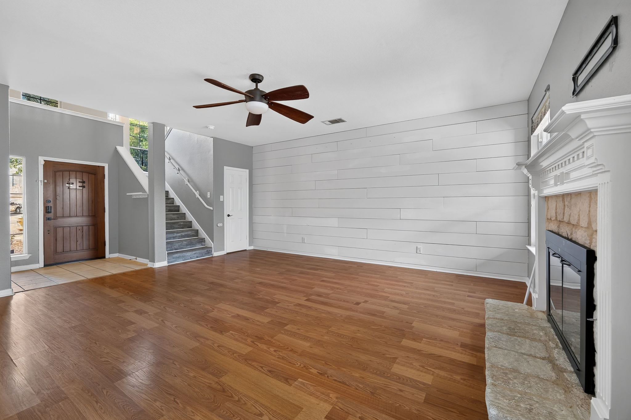 1506 Crescent Point – photo 5
