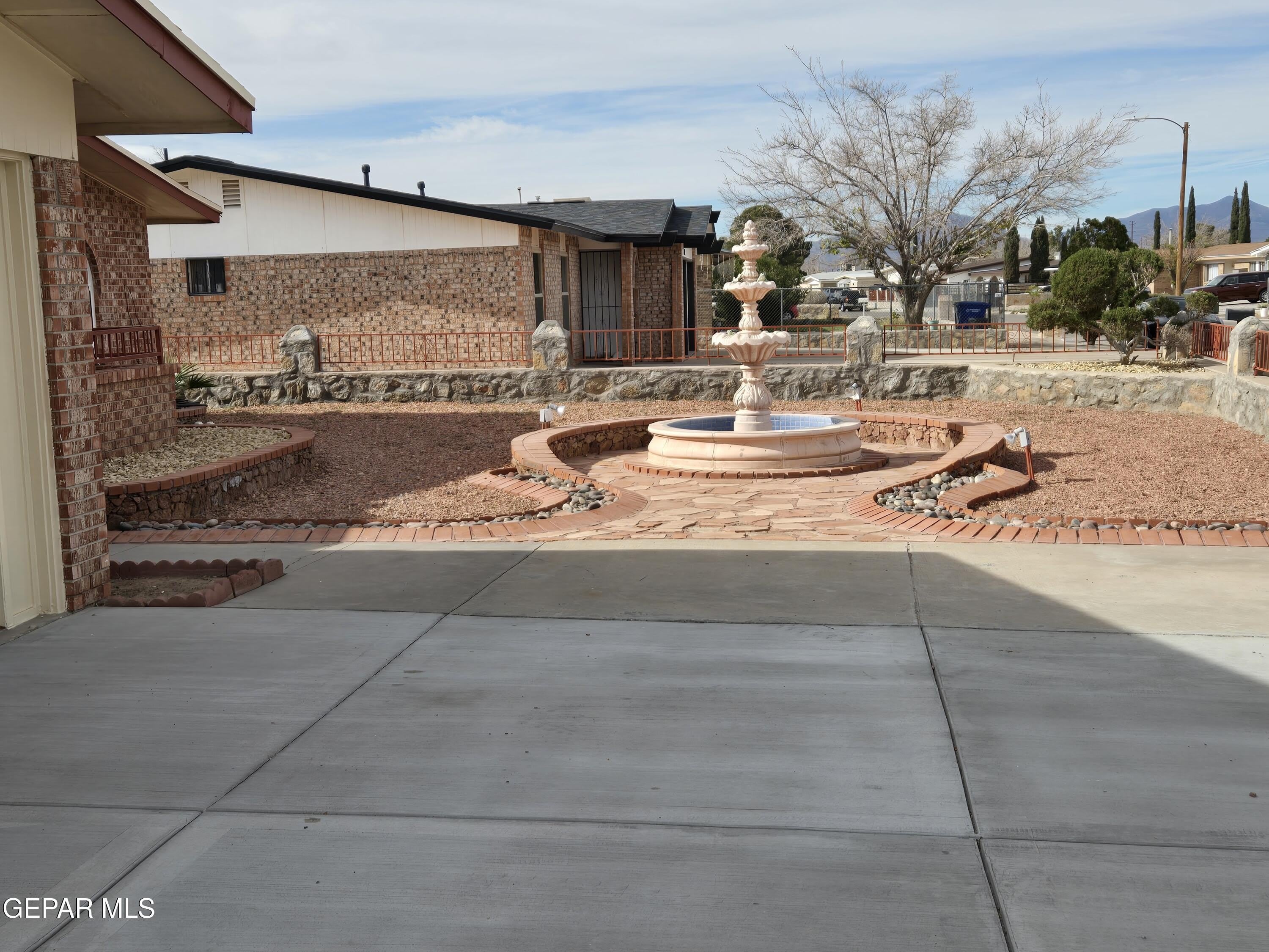 11188 SHORELINE Drive – photo 2