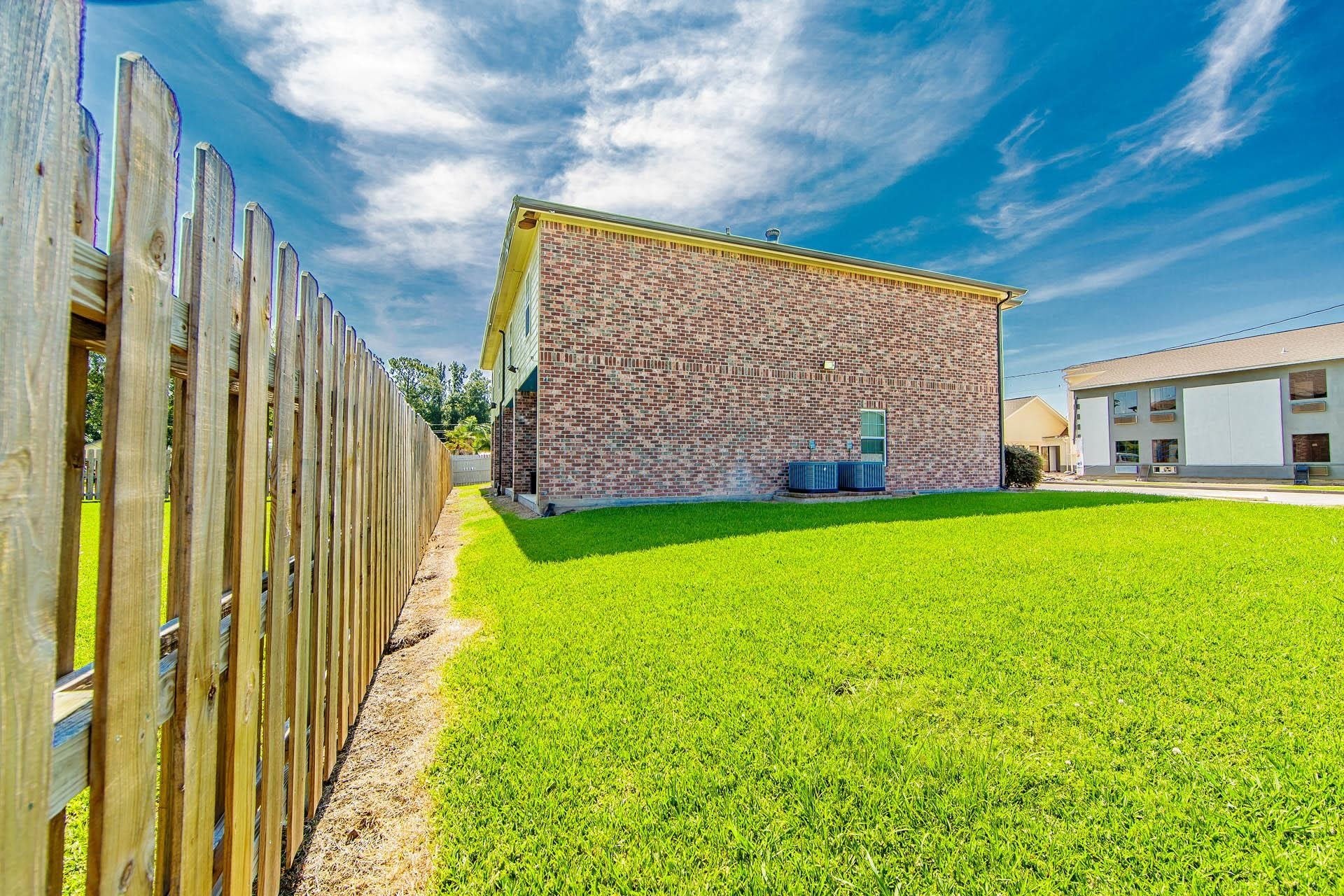 151 Dixie Avenue – photo 4
