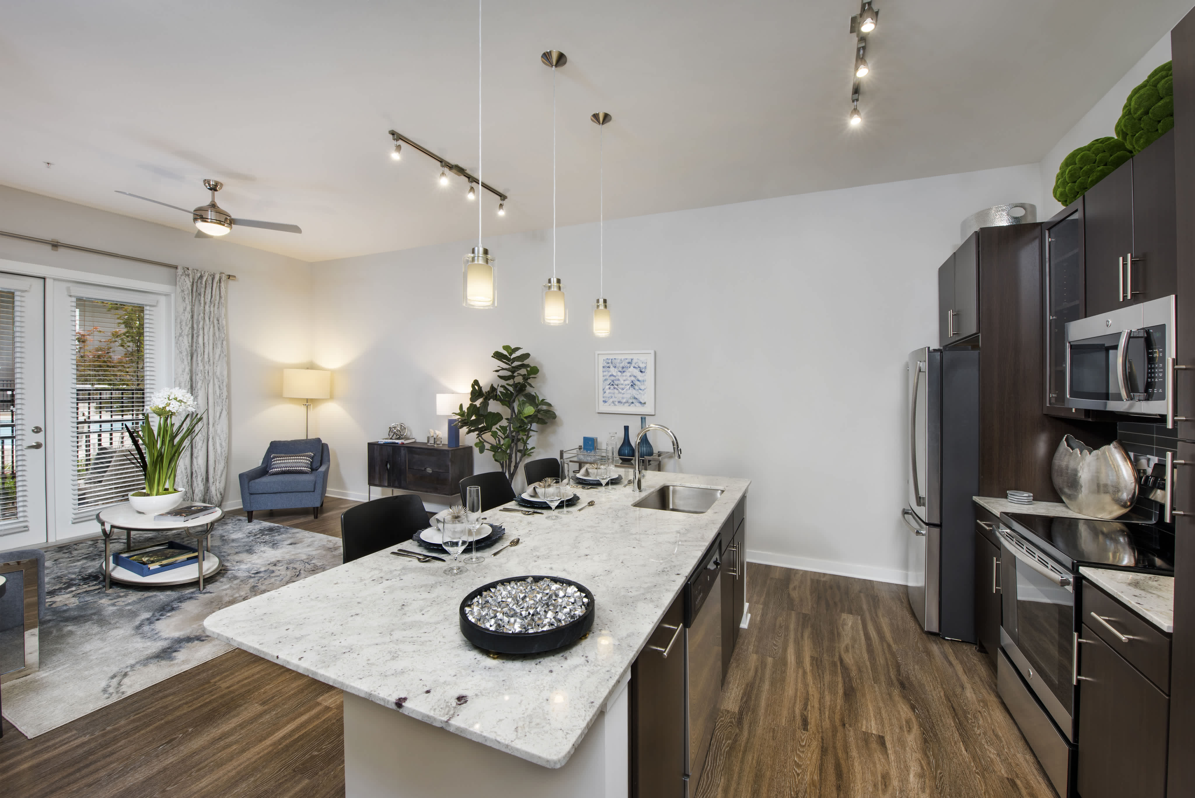 Overture Buckhead South Age 55+ Apartment Homes – photo 3