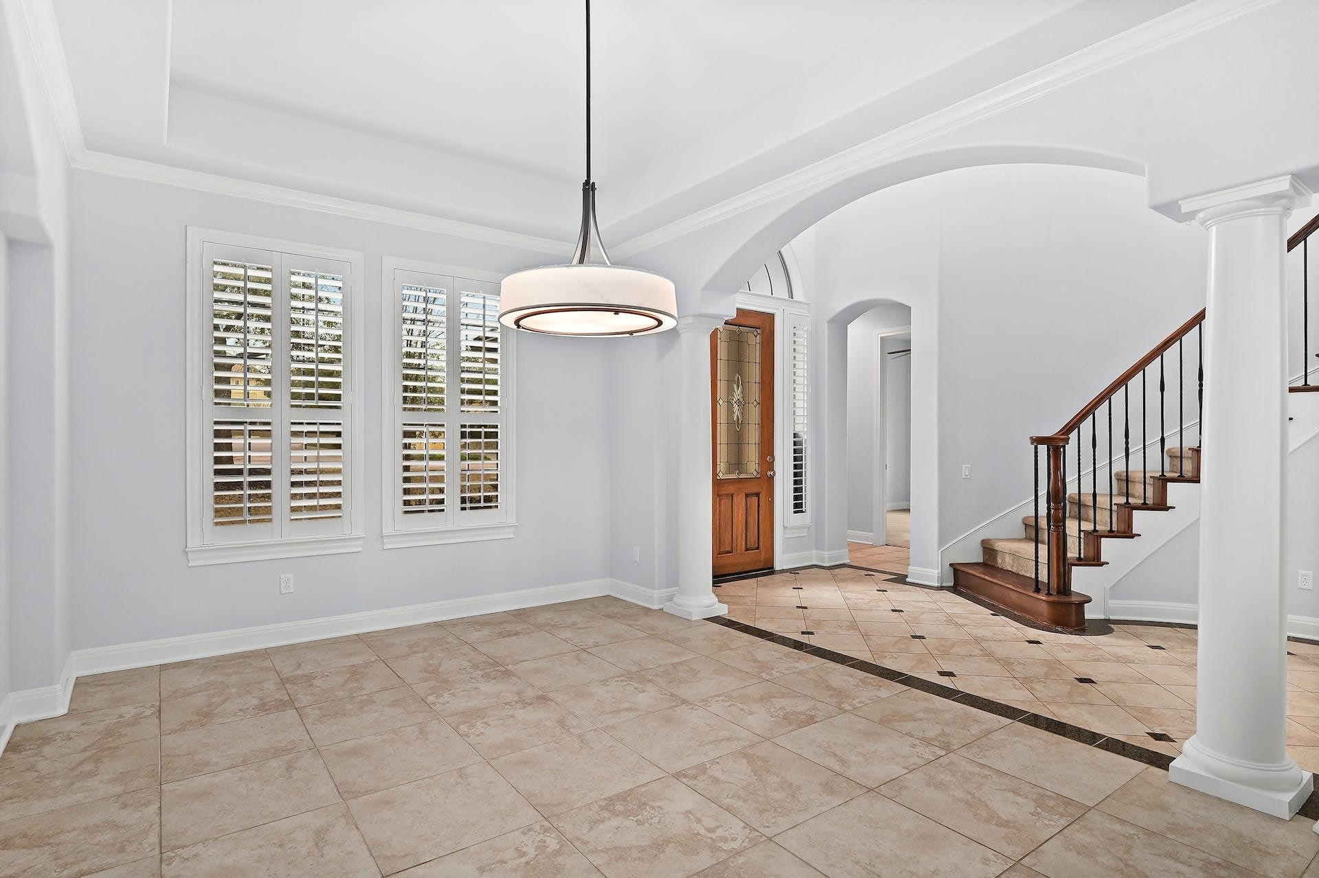 1021 University Club Drive – photo 3