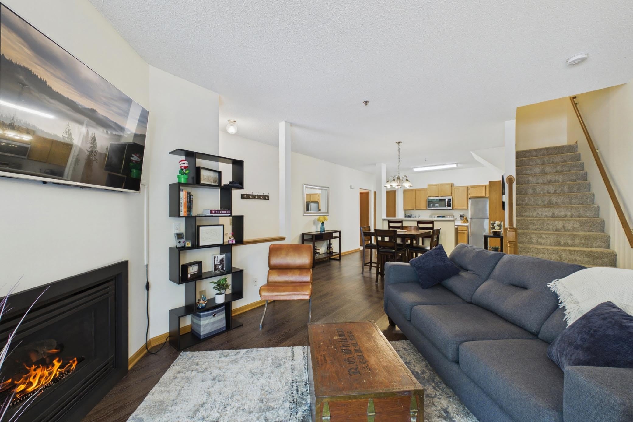 8434 Kimball Drive – photo 4