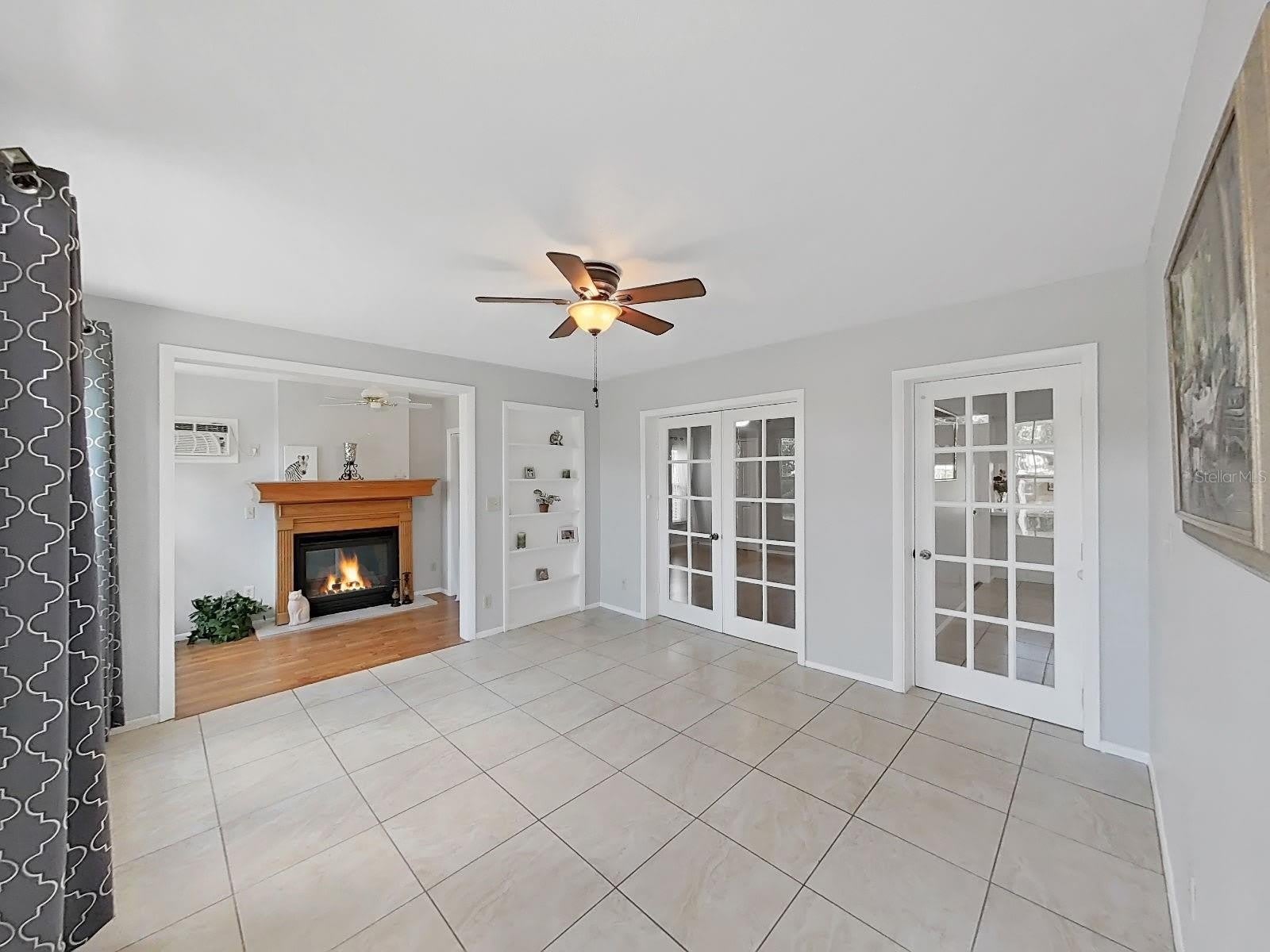 878 RUSTIC OAKS Drive – photo 4