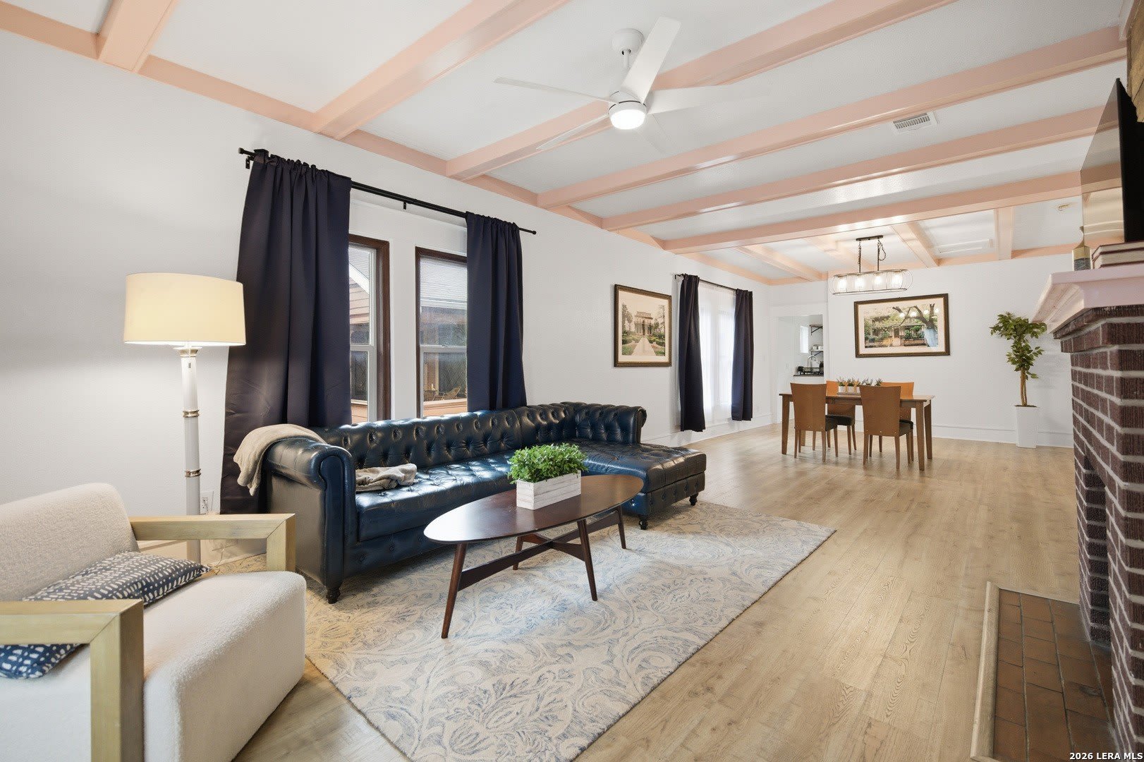 115 W HIGHLAND BLVD – photo 3