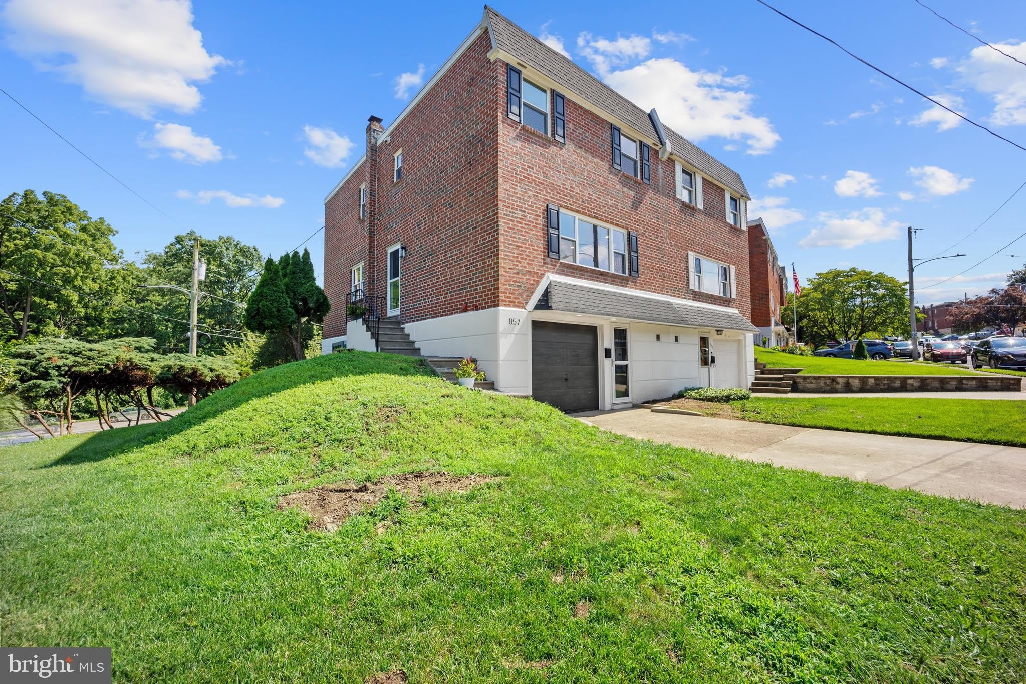 857 GREEN VALLEY Drive – photo 3