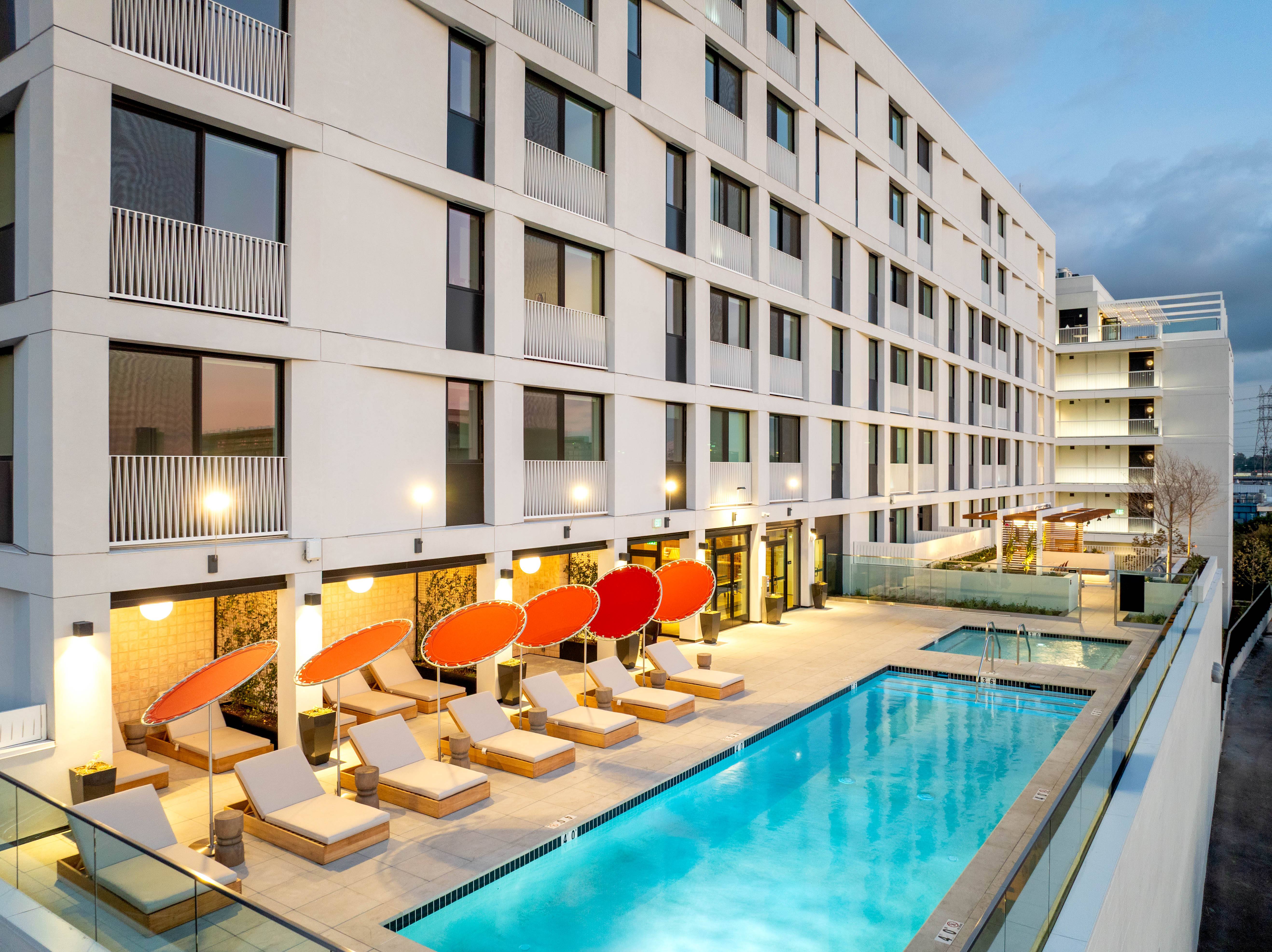 Park East – photo 1