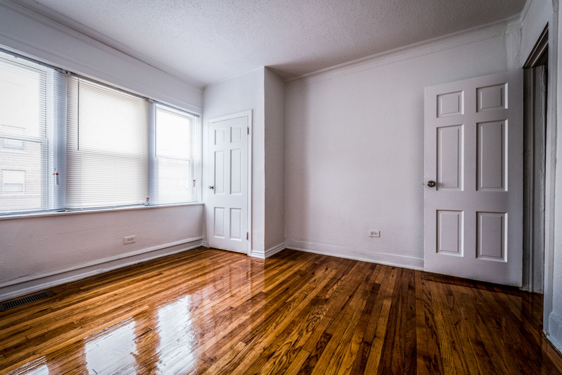 7954 S Justine St – photo 3
