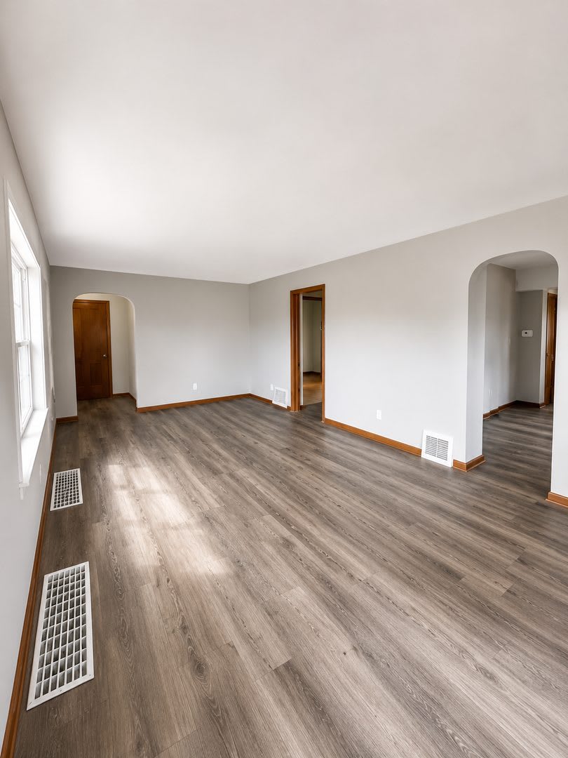Bright & Spacious 3BR Home with Classic Hardwood Floors and Large Backyard! – photo 2