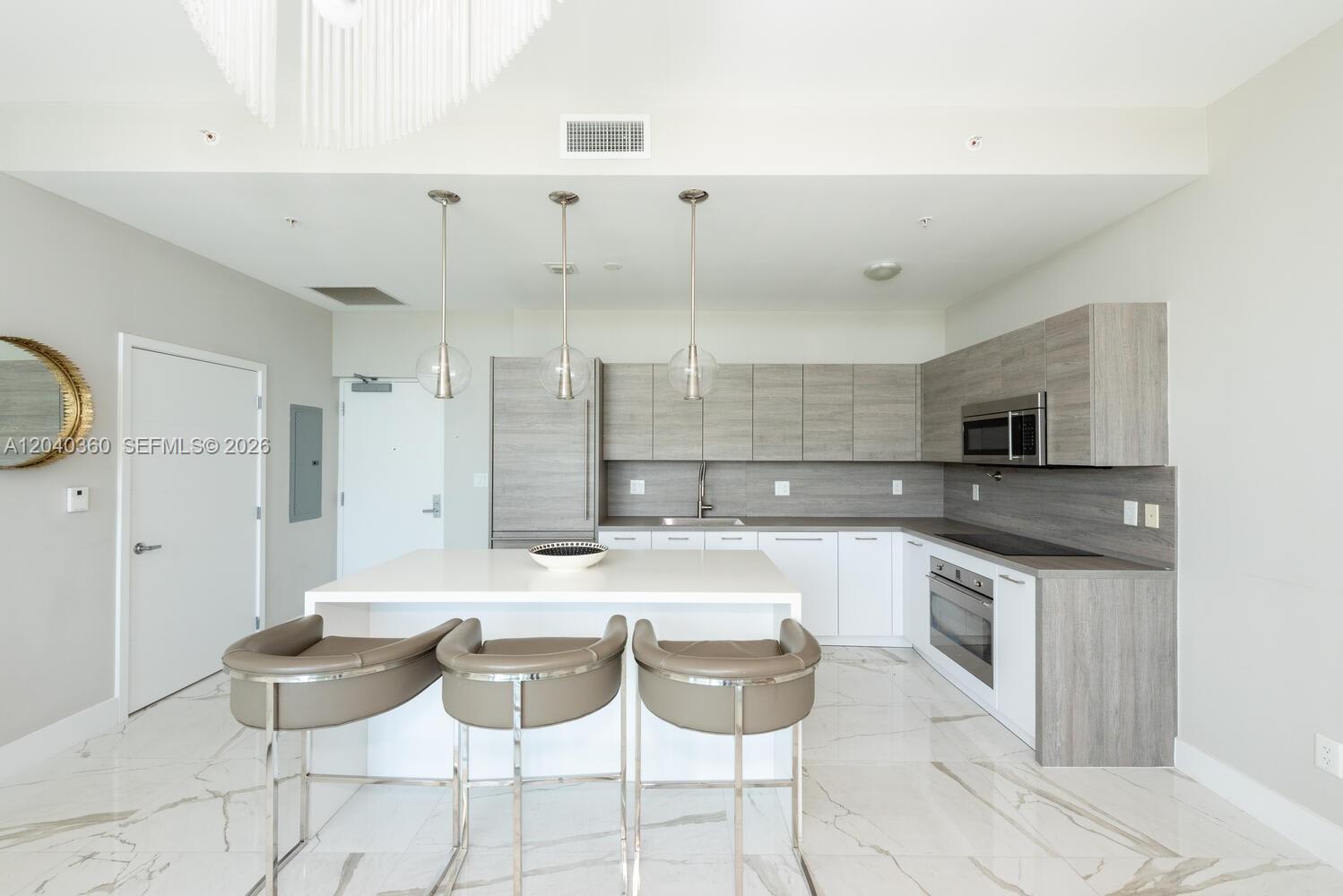 400 Sunny Isles Boulevard – photo 4