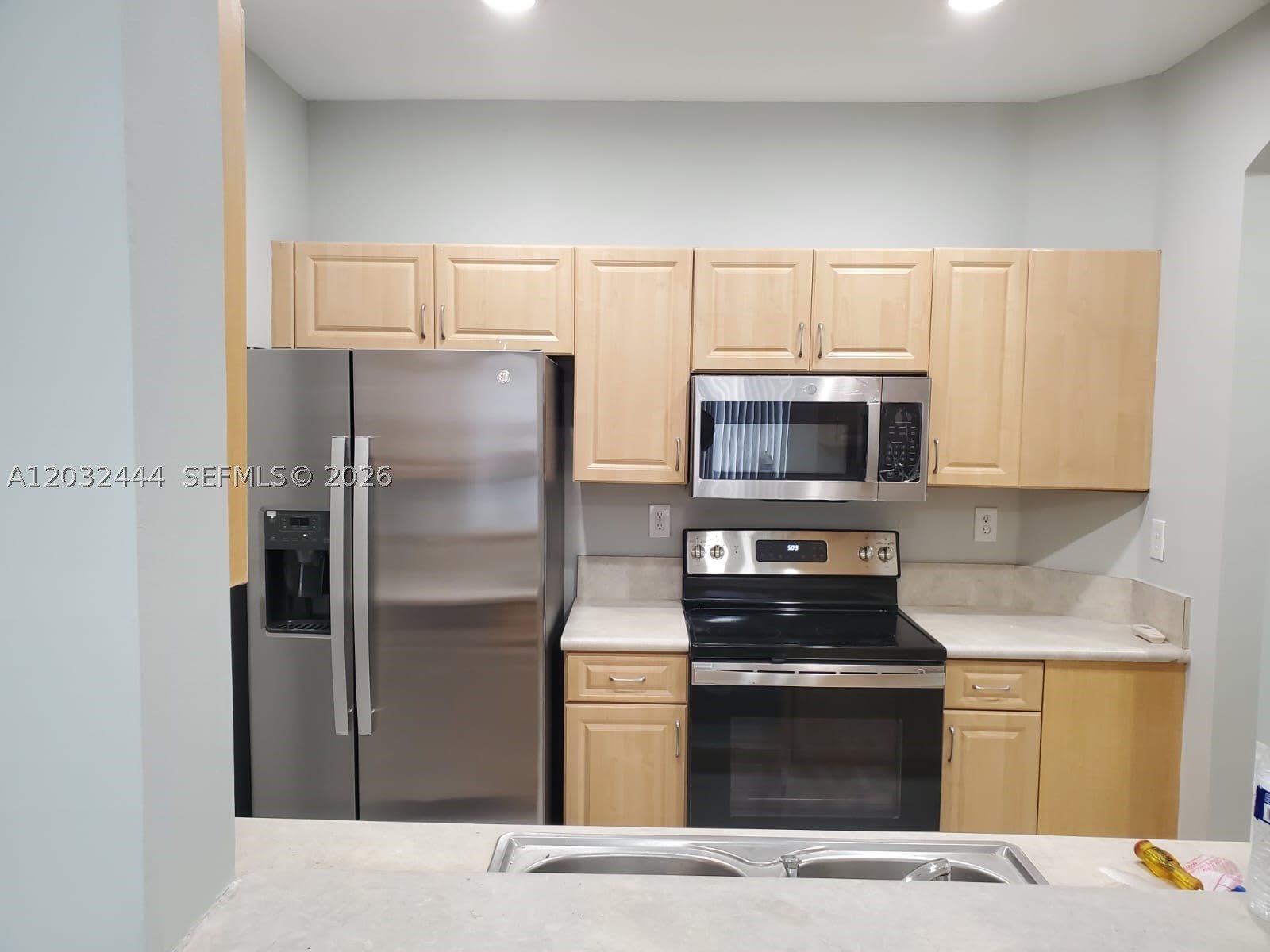 2242 NE 42nd Cir – photo 3