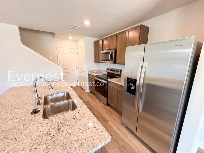 21421 Scuttle Street – photo 4