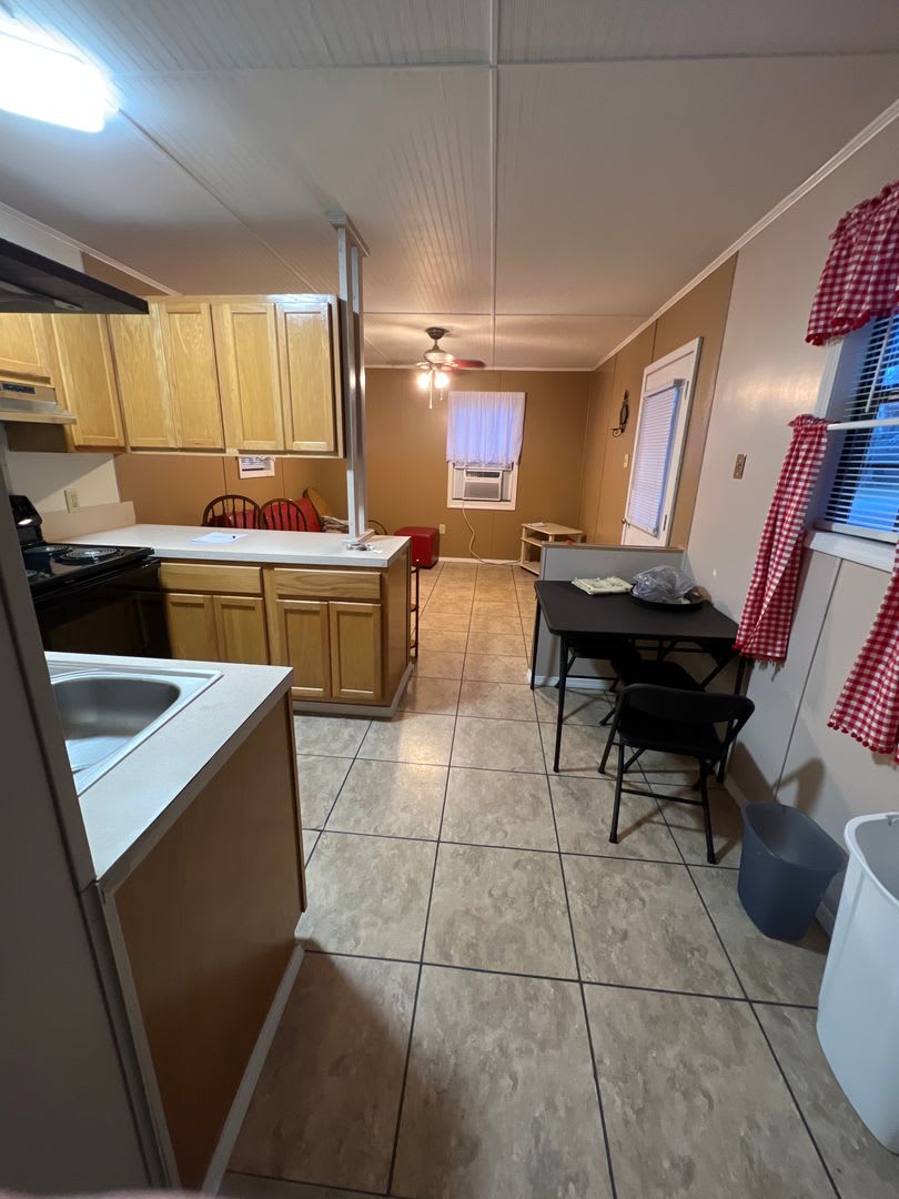 Cute One Bedroom One Bathroom House – photo 5