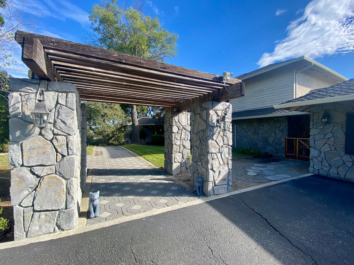 Panoramic Views and Quiet Luxury in Los Gatos – photo 2