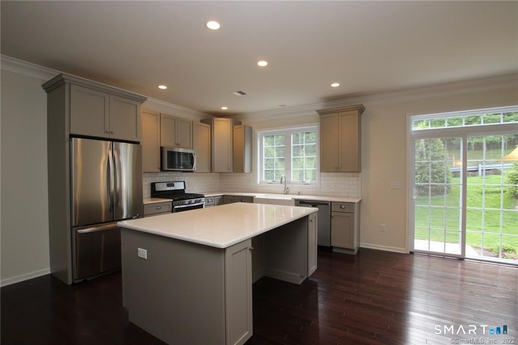 10 Moorland Drive – photo 3