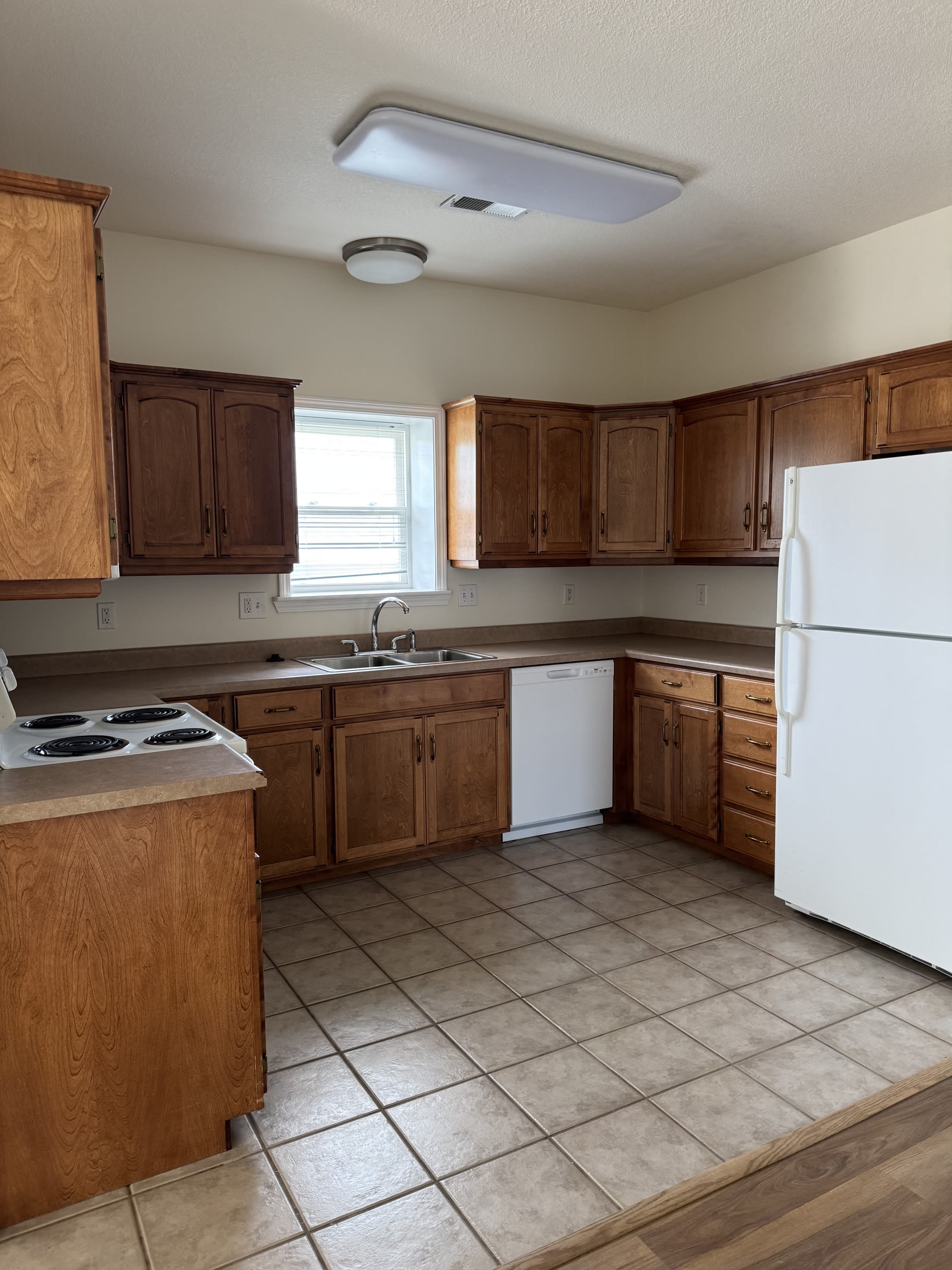 306 Reagan Drive – photo 3