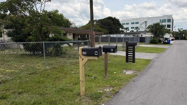 646 NW 14th Ter – photo 4