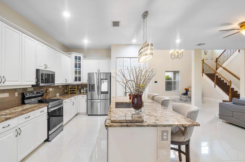 9271 Madewood Court – photo 3