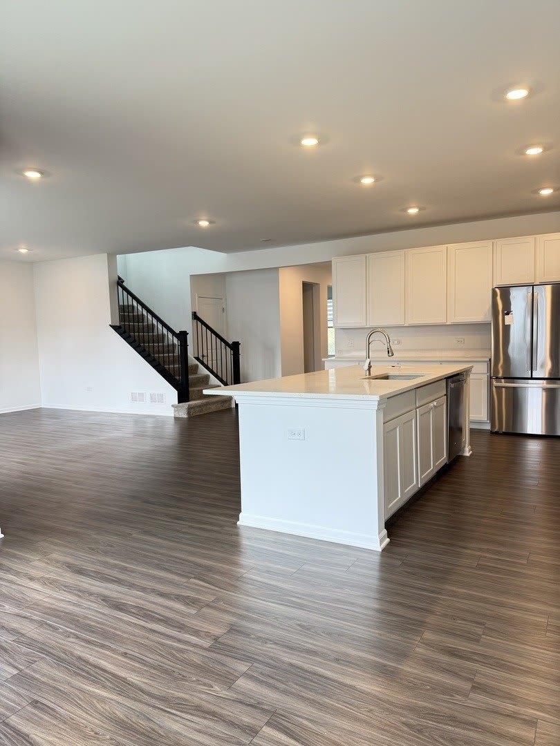 1017 DR. JOHN BURKEY – photo 3