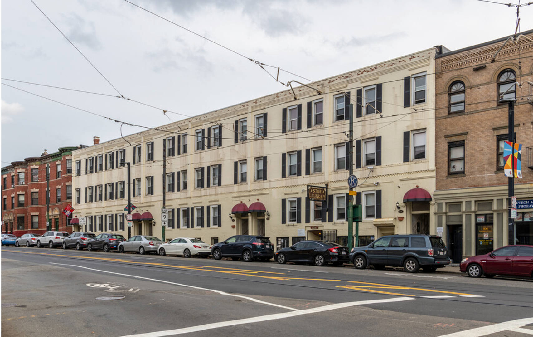 2495 Mission Hill Renovated 1 Bedroom Near Northeastern Longwood Medical Area Multiple Universities Parking Available – photo 3
