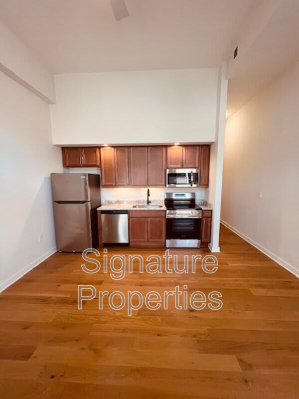 712 High St – photo 5