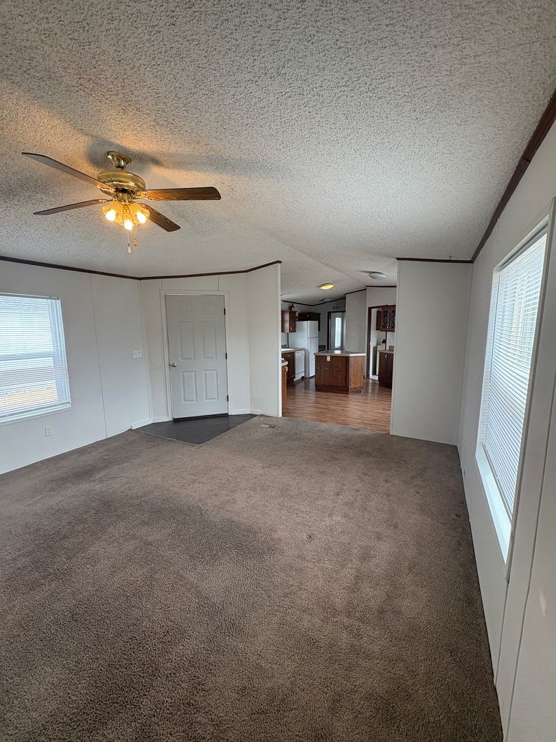 3 br 2 bath manufactured centrally located – photo 5
