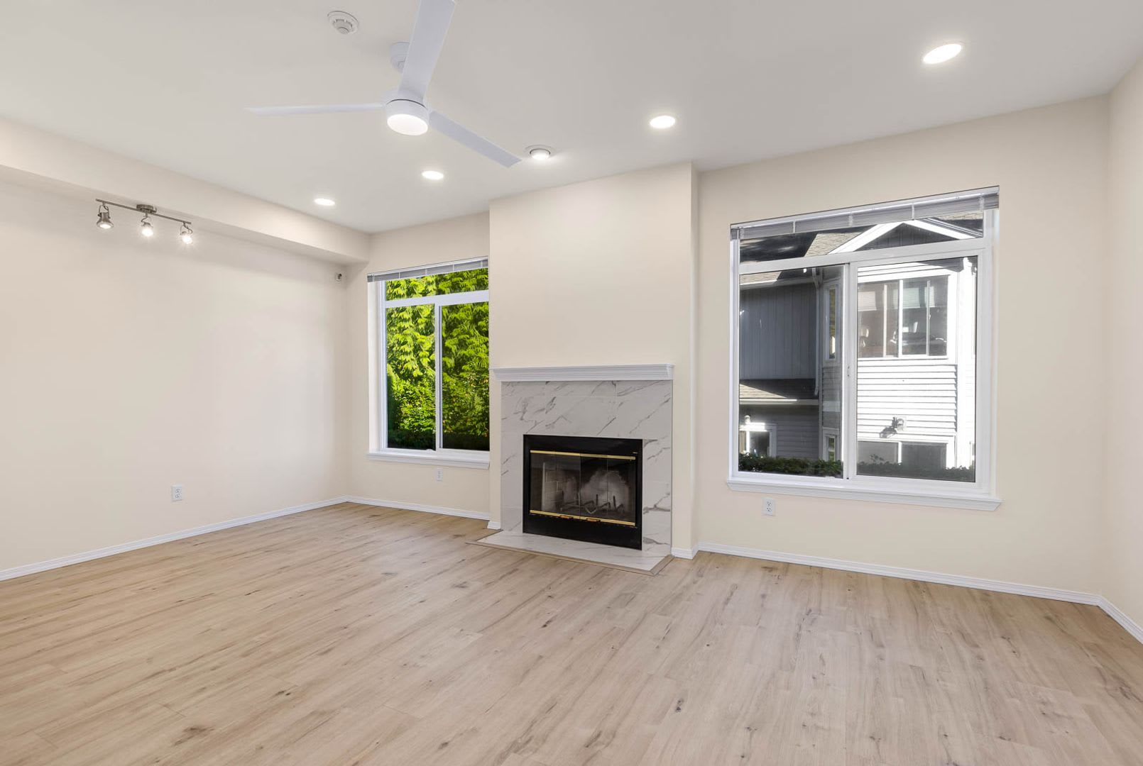 Spacious 3BR Townhome Minutes from Microsoft, Shopping & Parks – photo 5