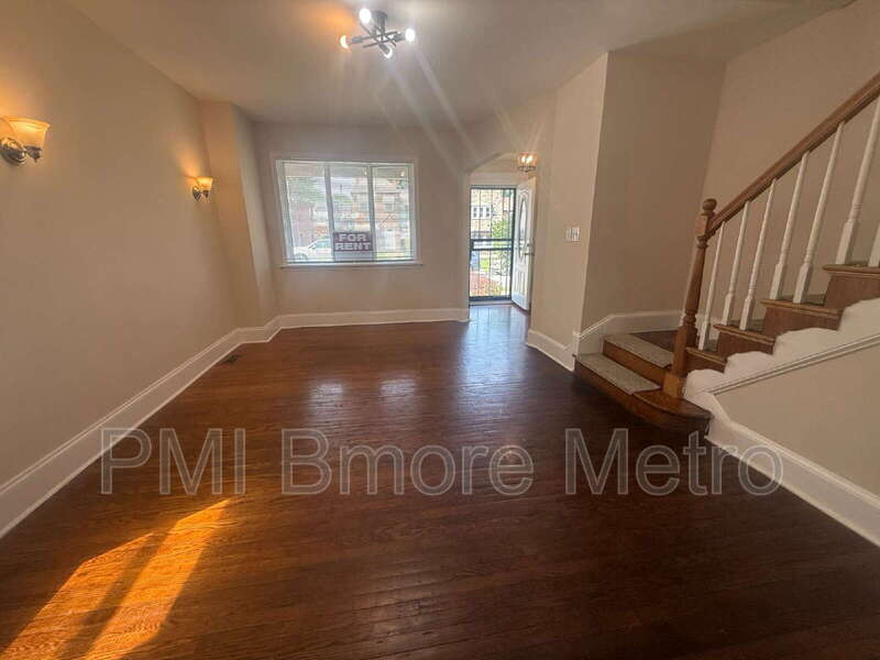 519 E Coldspring Lane – photo 2