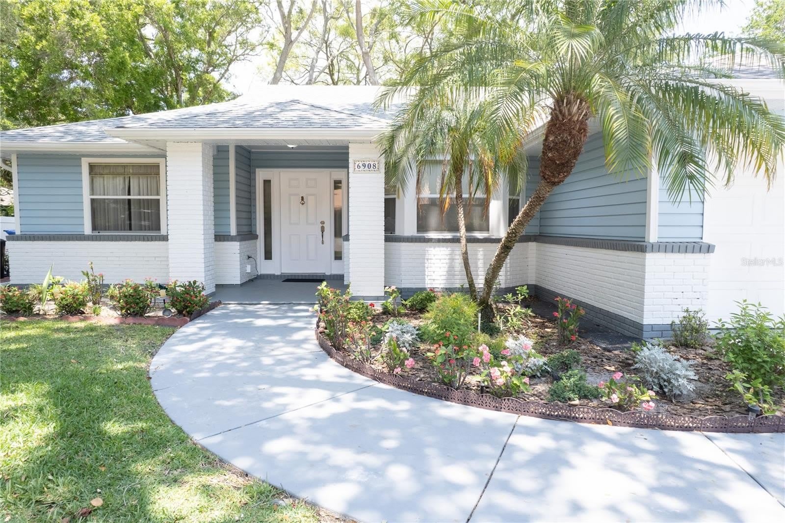 6908 ARBOR OAKS Circle – photo 2