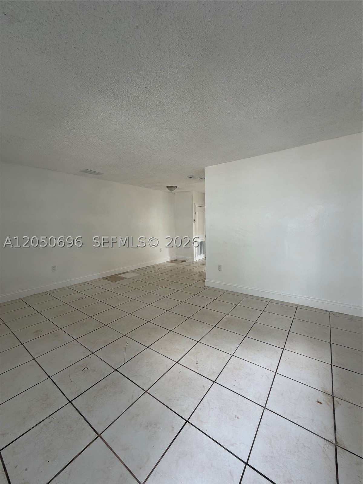 760 NE 131st St – photo 4