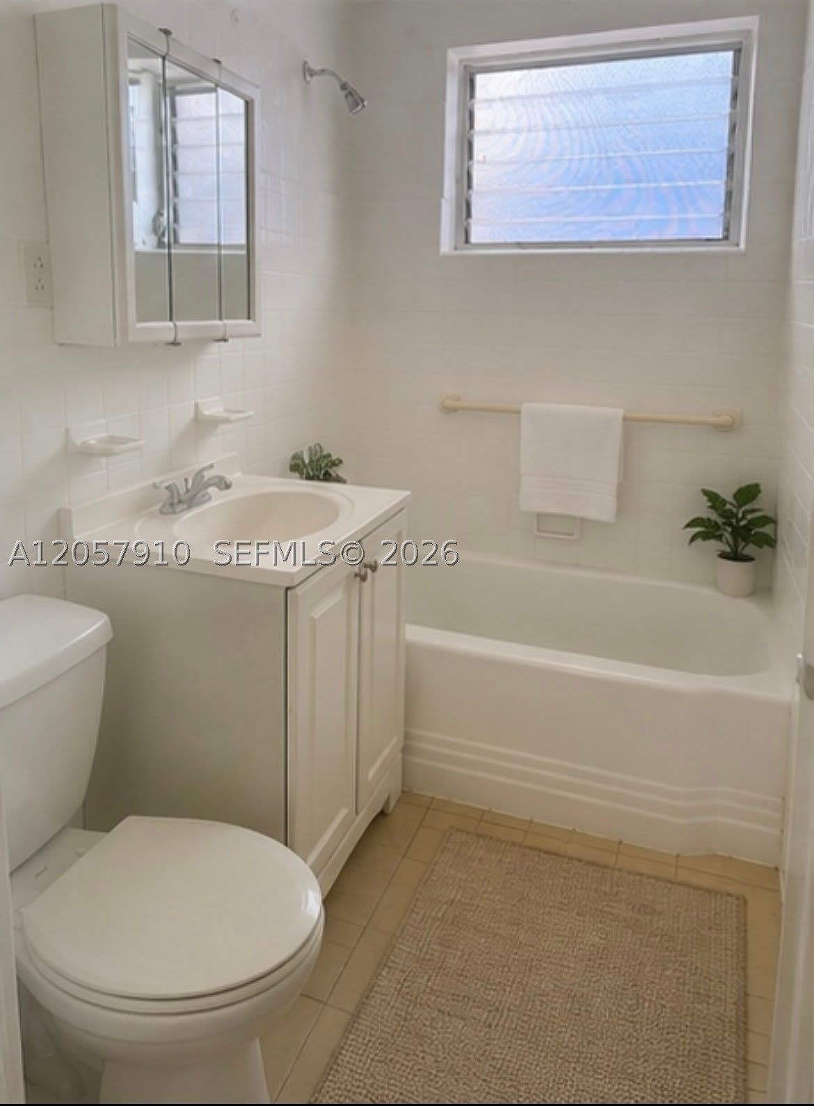 7333 Byron Ave – photo 4