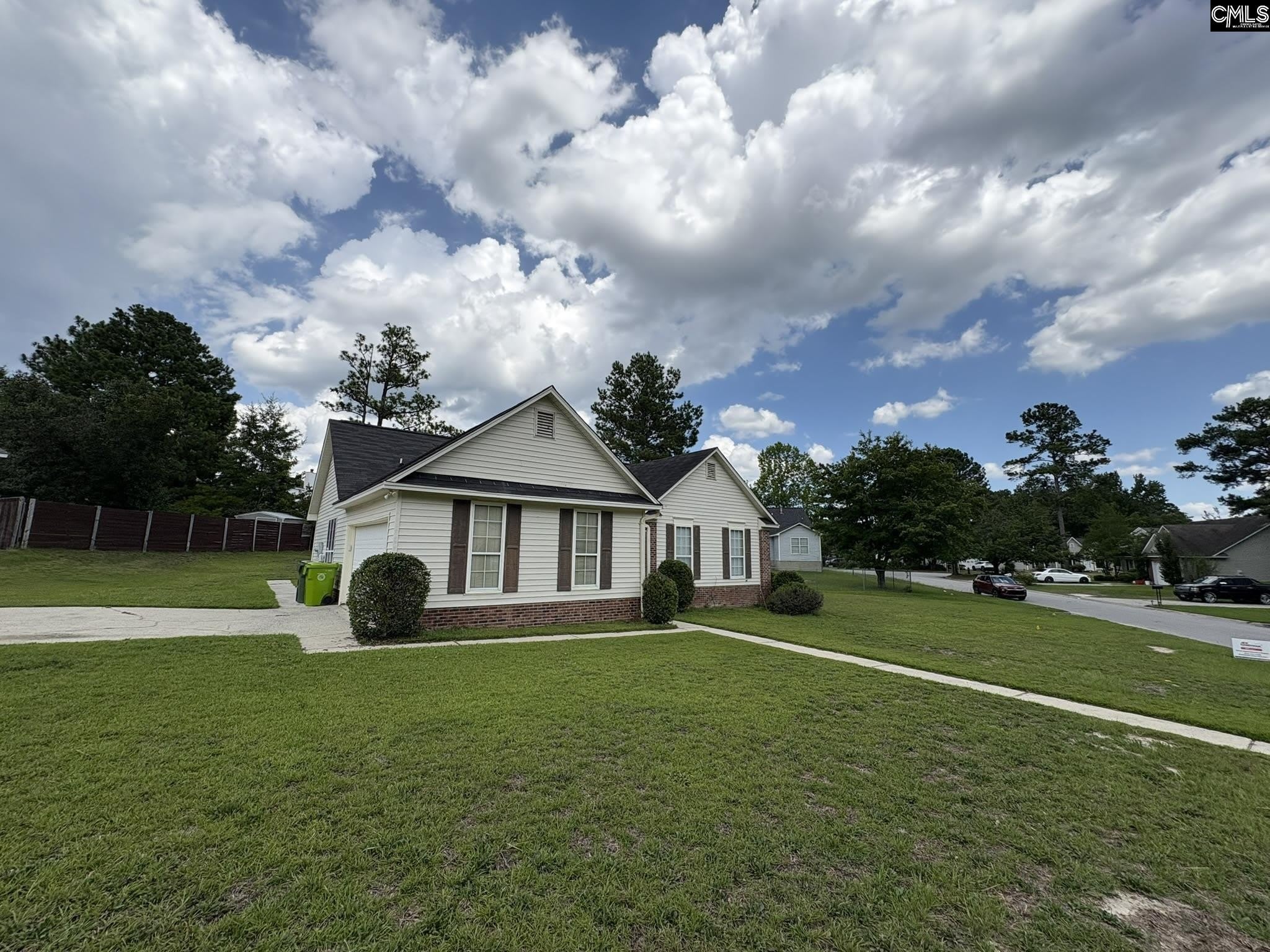 112 Green Rose Road – photo 4