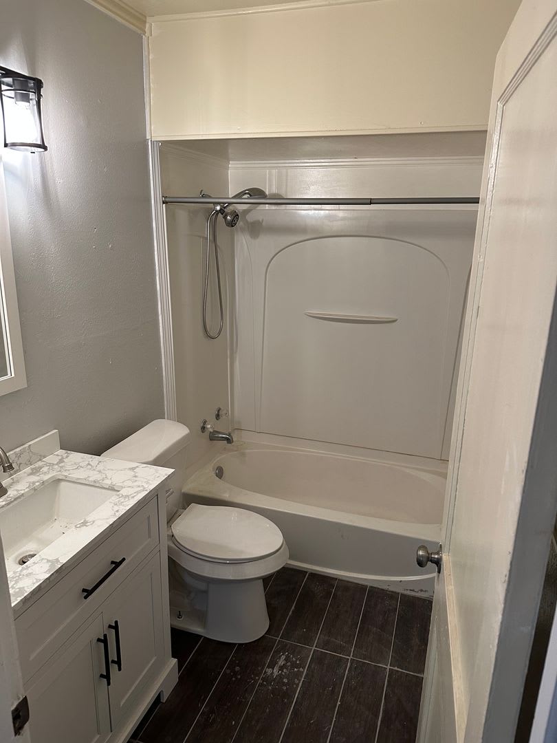 3 Bedroom 1 Bath Rental – photo 4