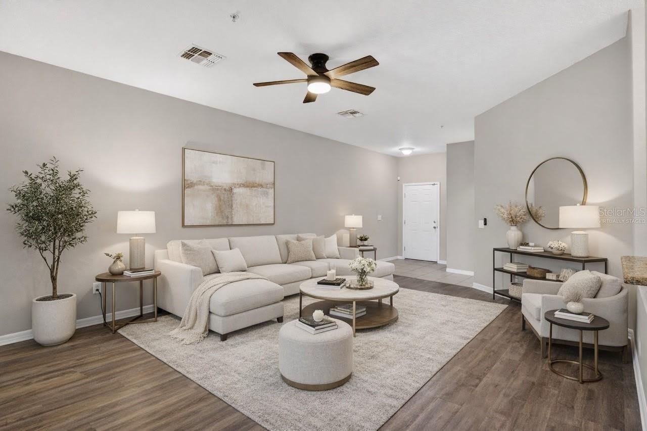 1519 PRIORY Circle – photo 2