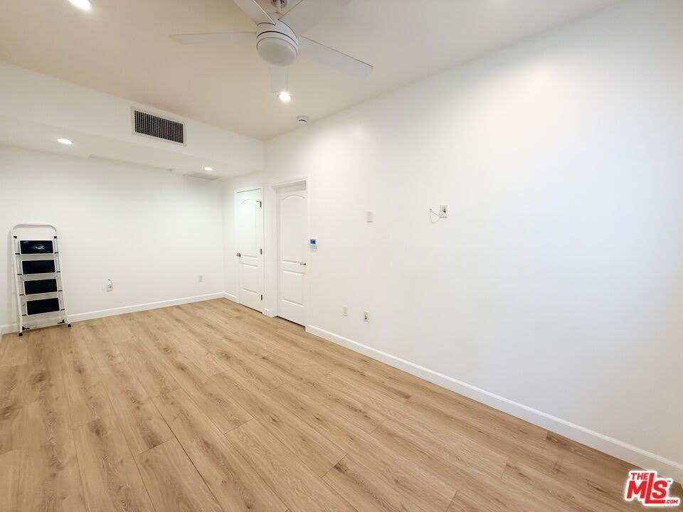 816 1/2 N Mccadden Pl – photo 2