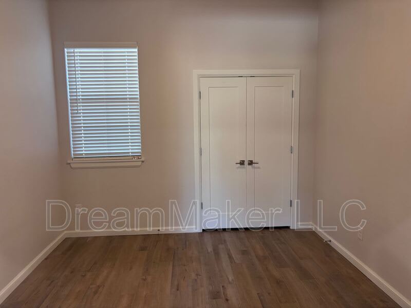 1902 Hollow Crest Court – photo 5