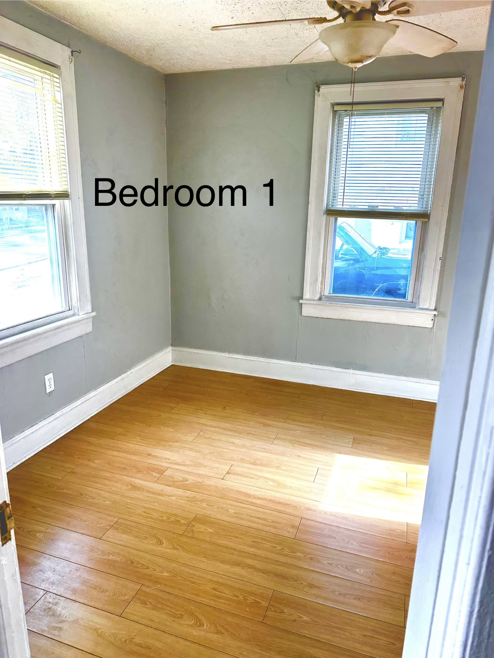 804 Burgess St – photo 1