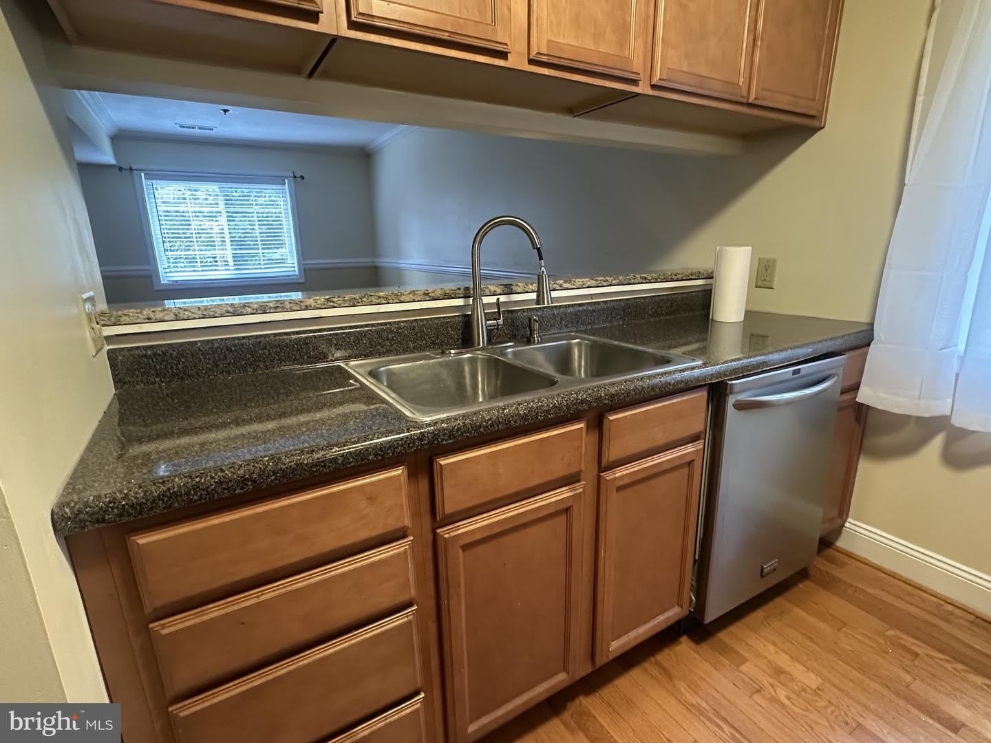 4916 COLUMBIA RD #3 – photo 3