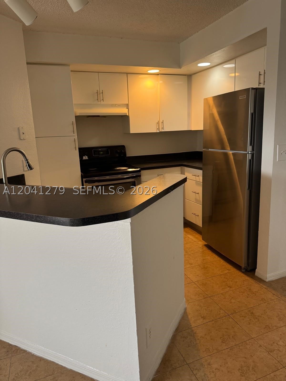 3400 Pinewalk Dr N – photo 2