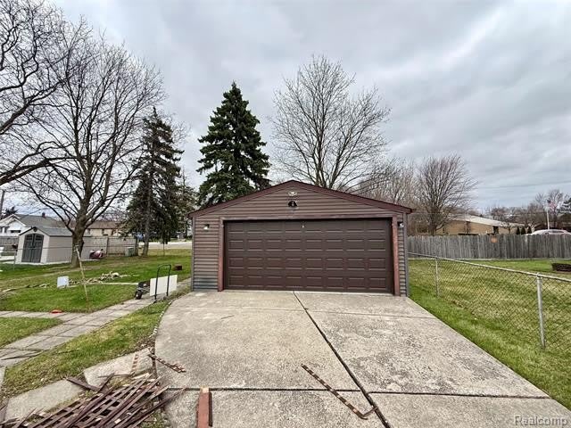 18144 N Oak Drive – photo 5